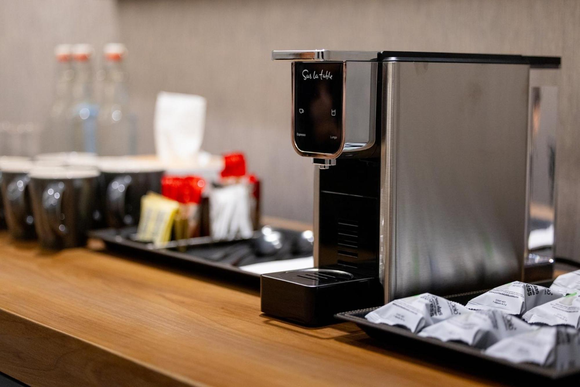 Voco Saltillo Suites By Ihg Eksteriør bilde