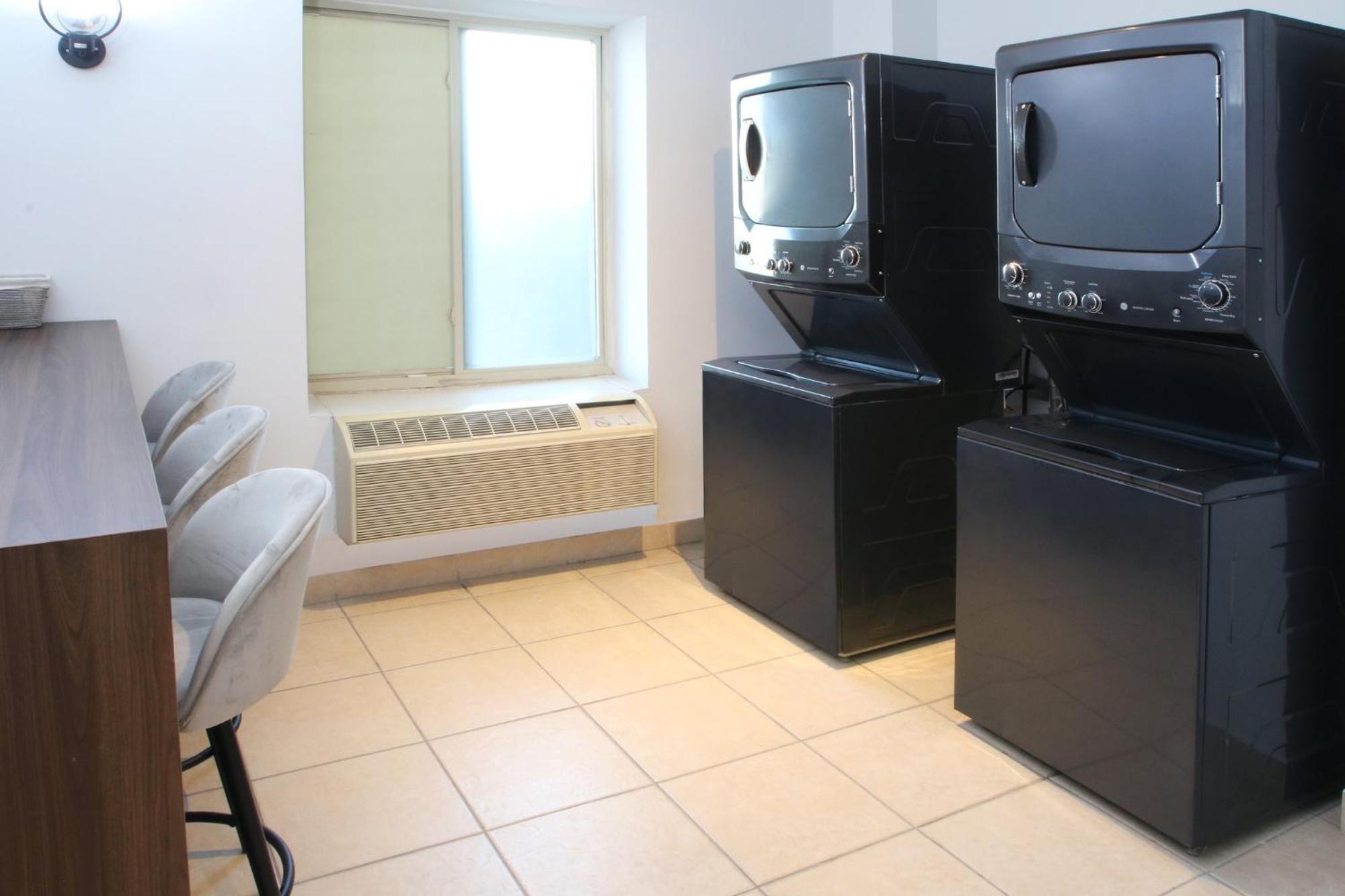 Voco Saltillo Suites By Ihg Eksteriør bilde