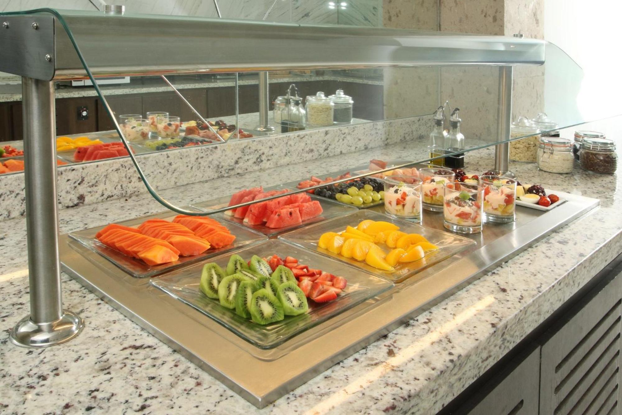 Voco Saltillo Suites By Ihg Eksteriør bilde