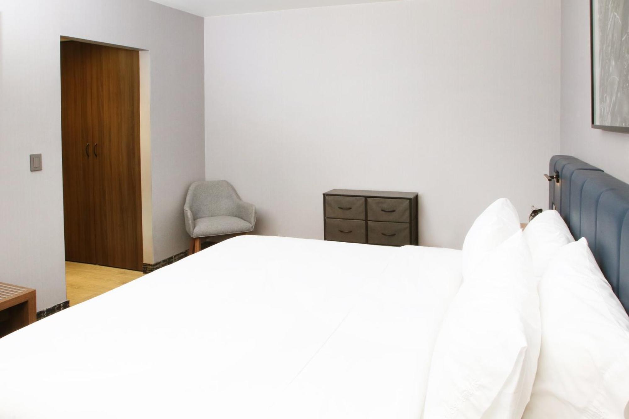 Voco Saltillo Suites By Ihg Eksteriør bilde